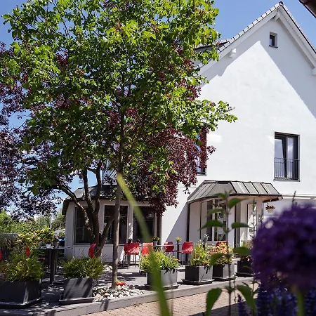 Am Leinritt 3* Kahl am Main