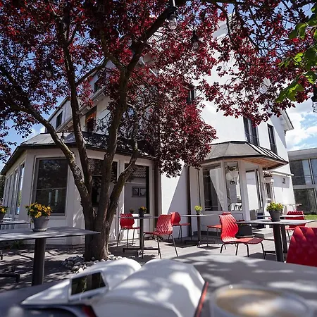 Am Leinritt 3* Kahl am Main