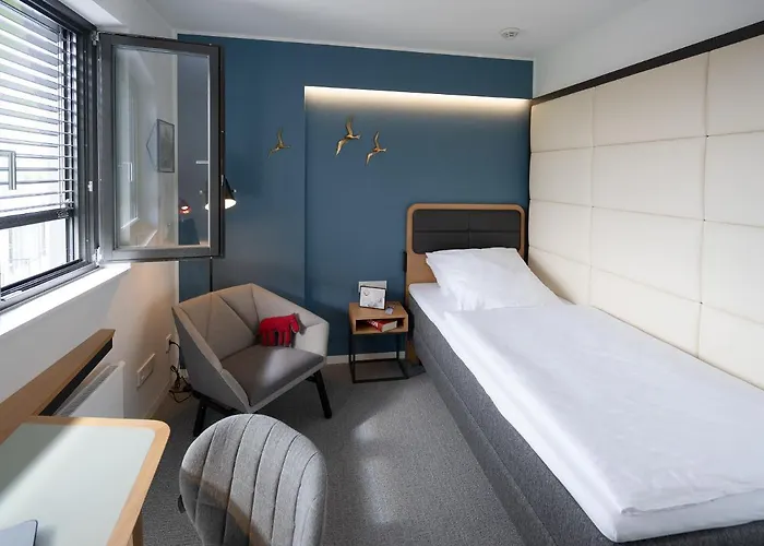 Am Leinritt 3* Kahl am Main