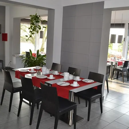 Hotel Am Leinritt 3*